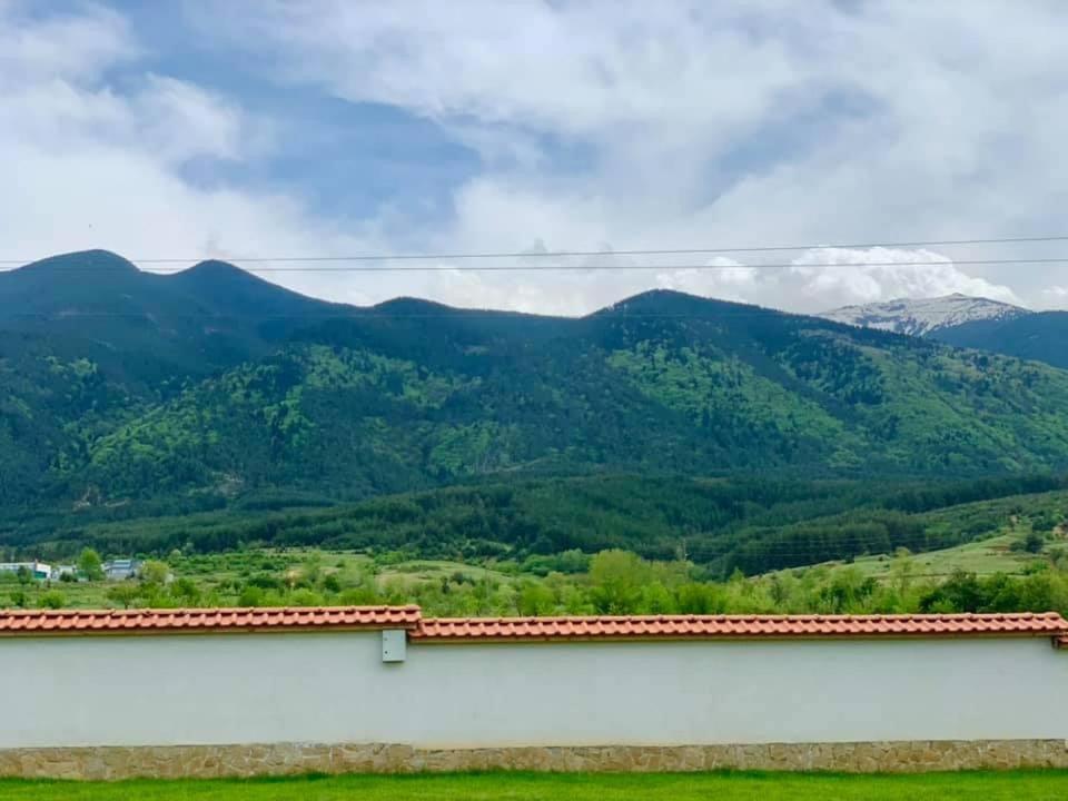Resilovo Къщи За Гости “Планински Рай” Mountain Paradise מראה חיצוני תמונה