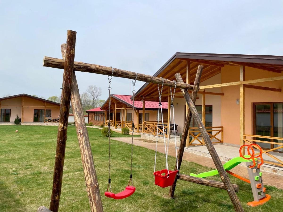 Resilovo Къщи За Гости “Планински Рай” Mountain Paradise מראה חיצוני תמונה
