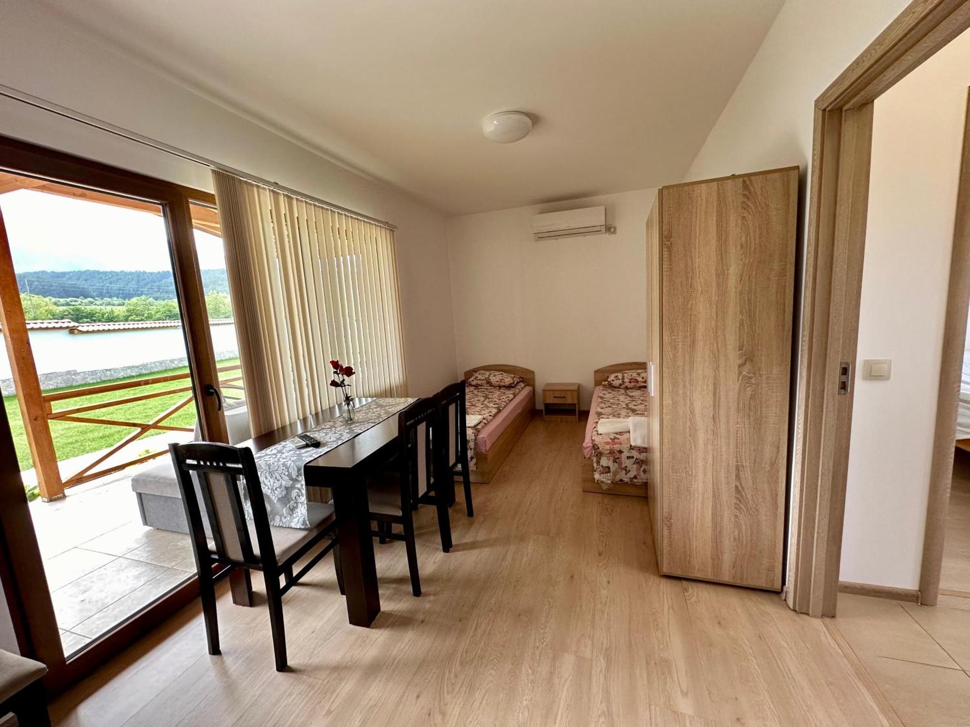 Resilovo Къщи За Гости “Планински Рай” Mountain Paradise מראה חיצוני תמונה